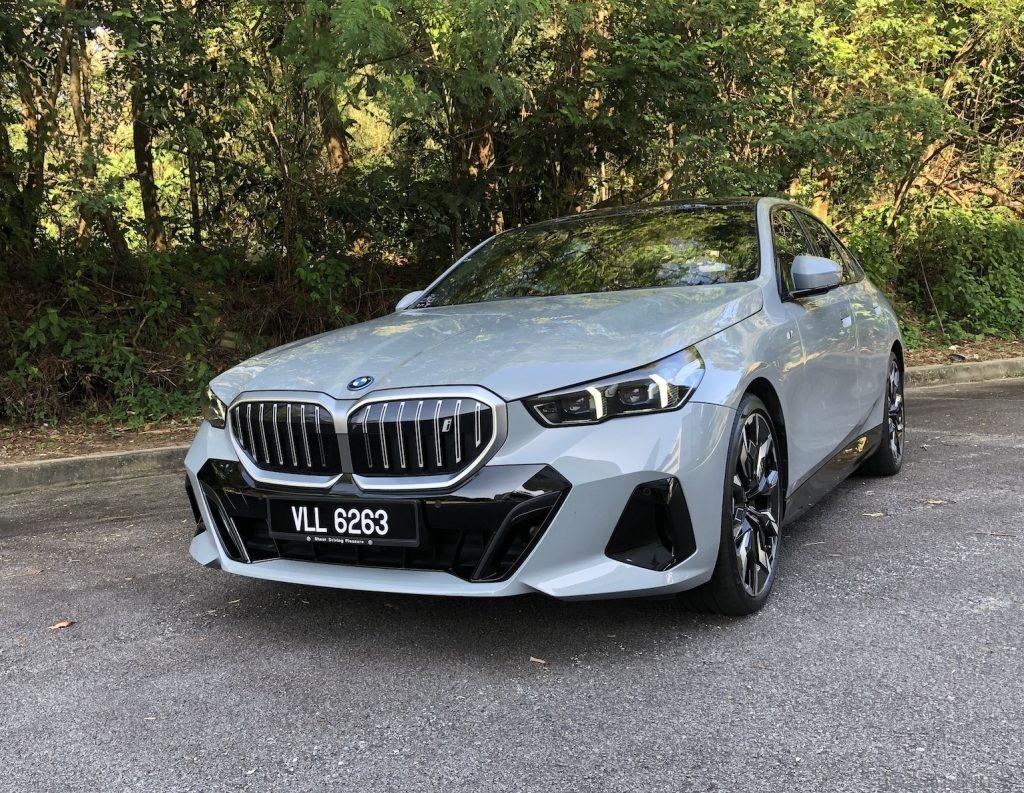 BMW i5 eDrive40