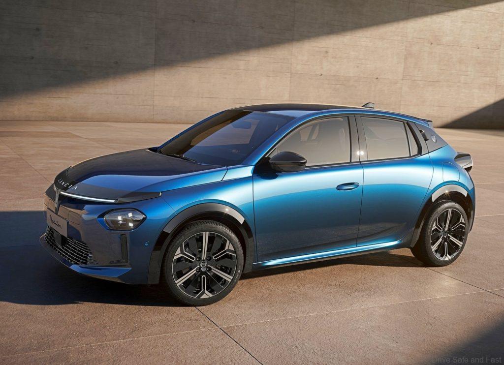 Lancia Ypsilon in blue