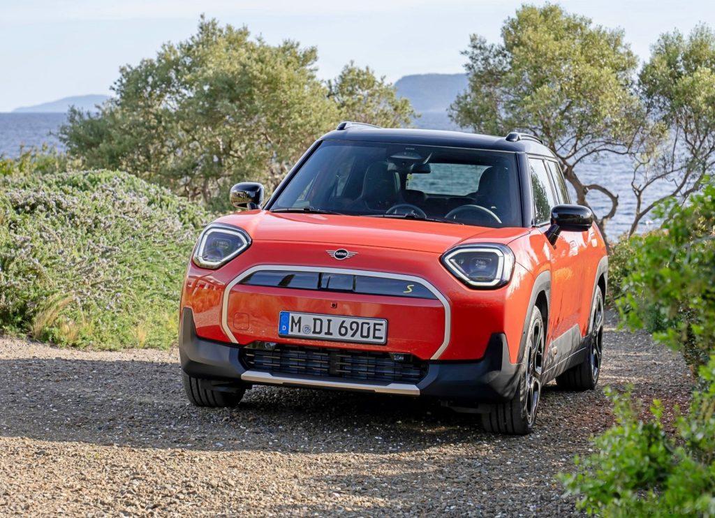 MINI Aceman in orange