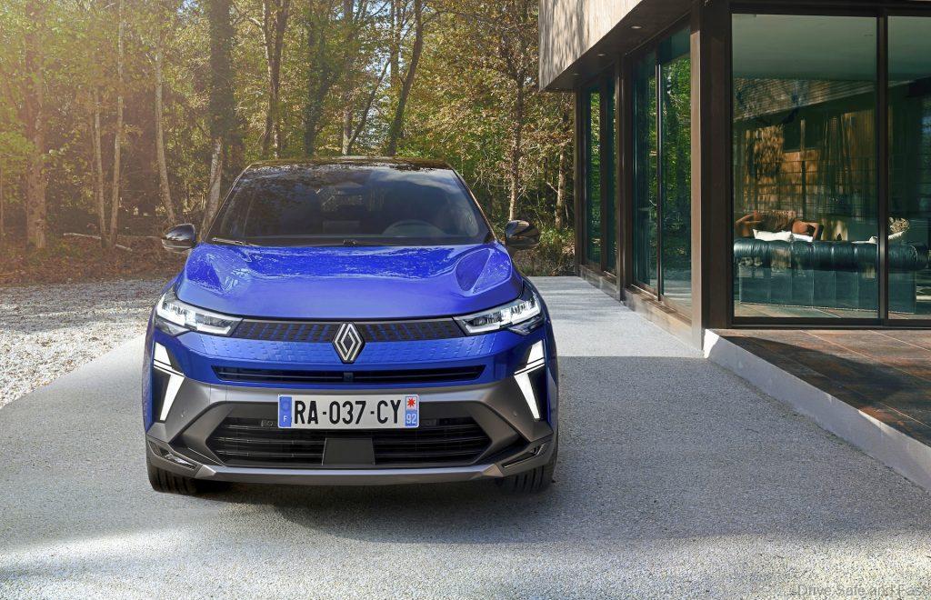 new Renault Captur facelift model from the front