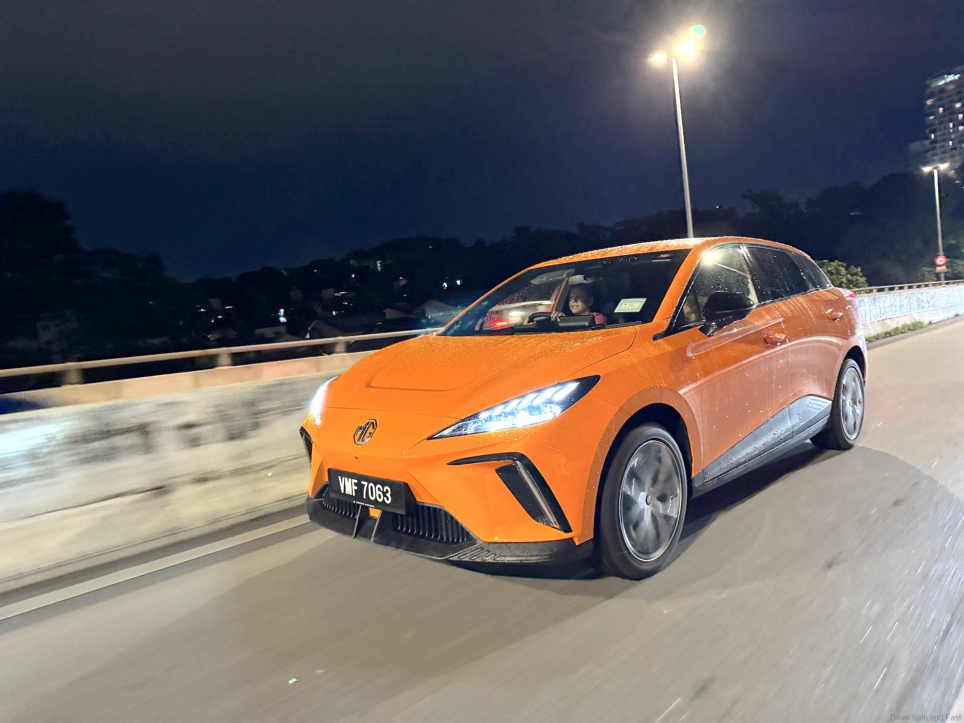 MG4 Lux Extended Range