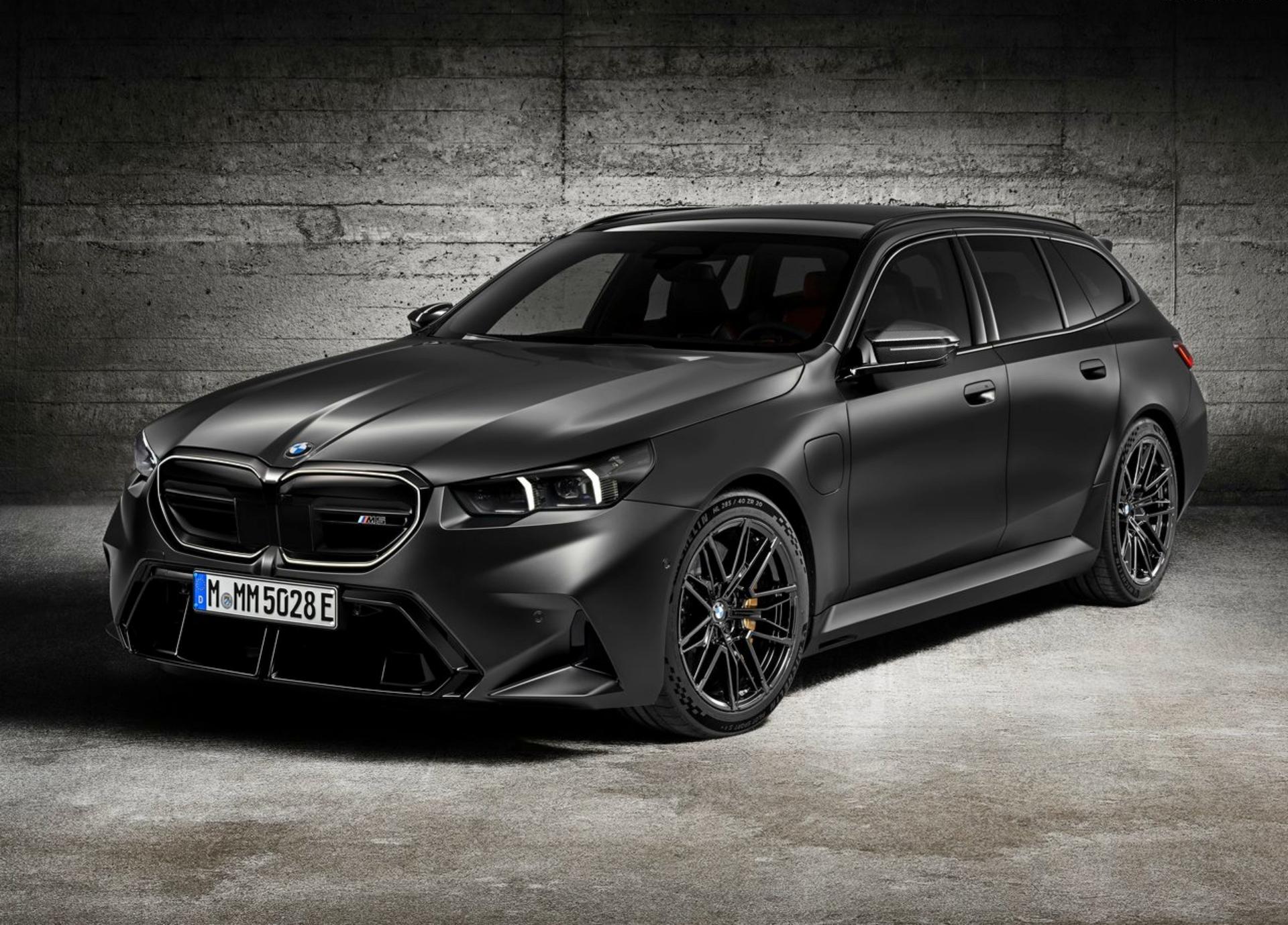 2024 BMW M5 Touring front end