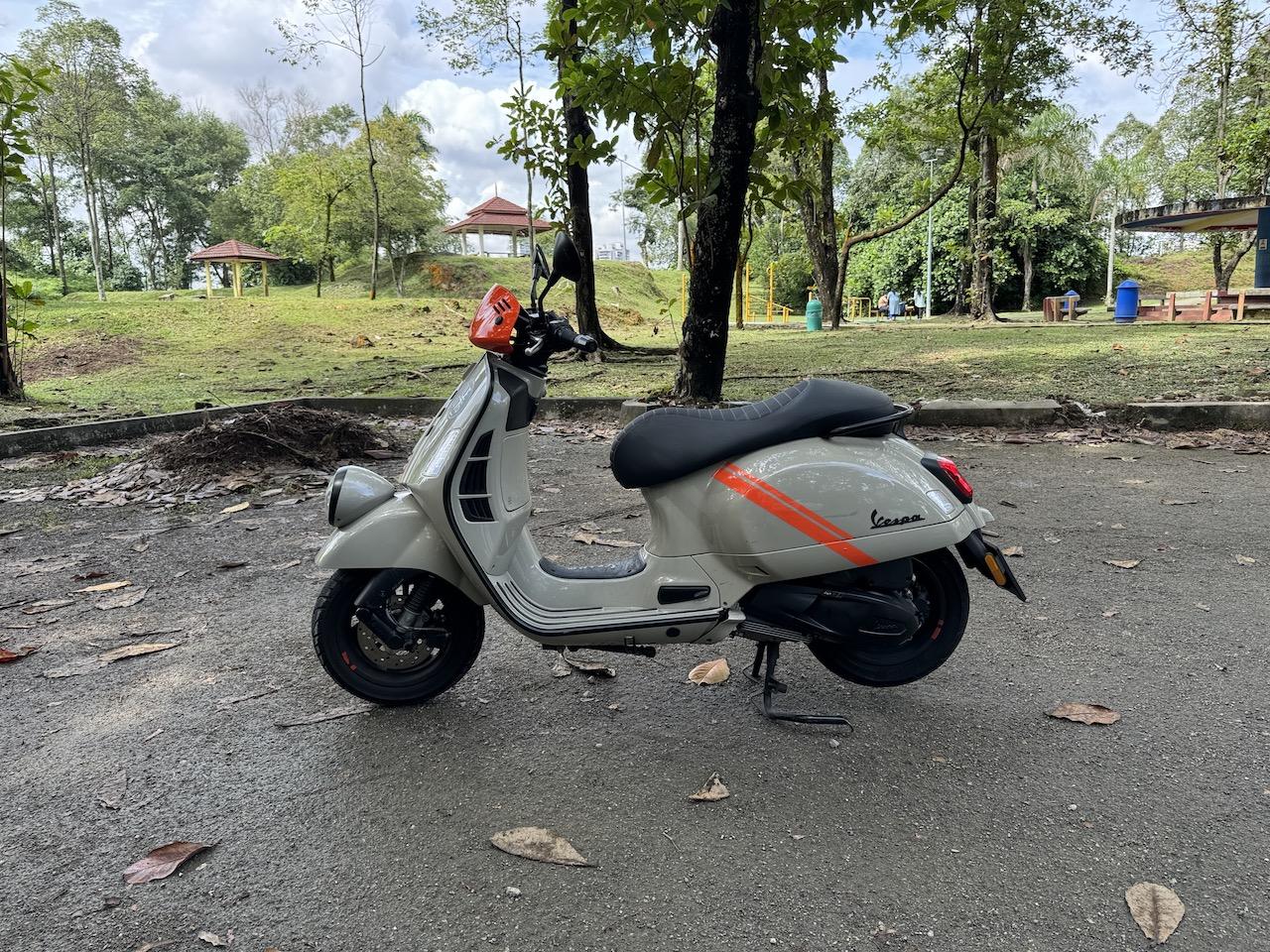 Vespa GTV 300