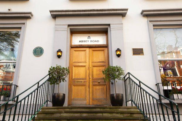 Abbey Road Studios Mode makes global debut in Volvo EX90