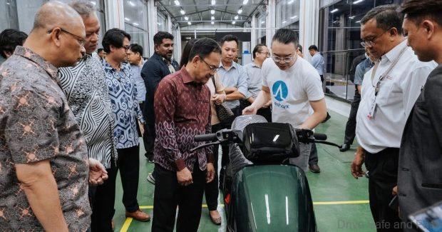 epmb blueshark soloera