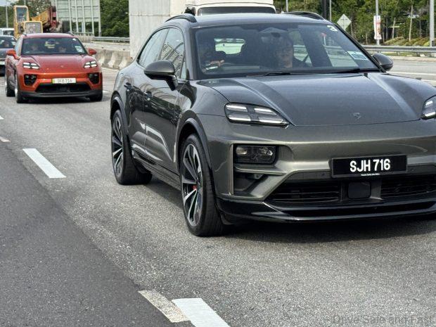 Porsche Macan EV