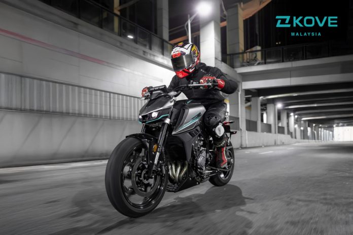 KOVE 450R Naked Street Bike