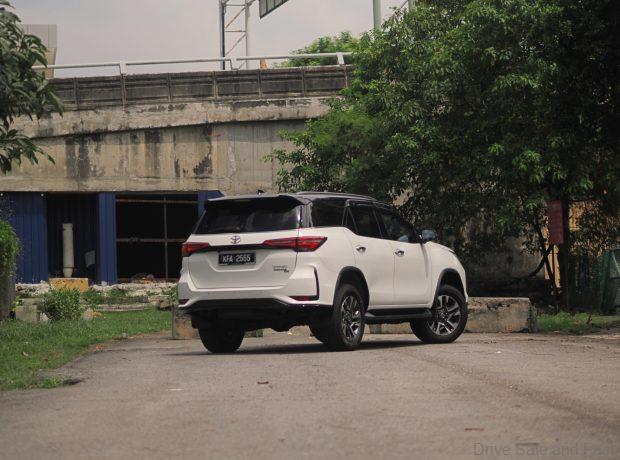 toyota fortuner vr-z