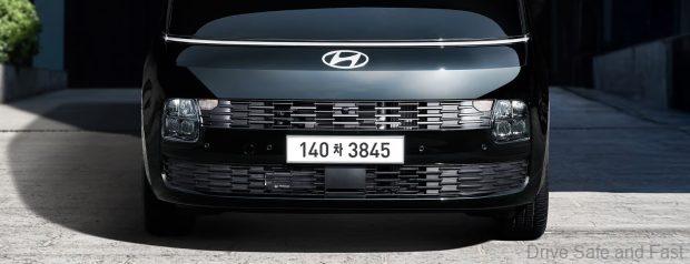 Hyundai Staria facelift grille