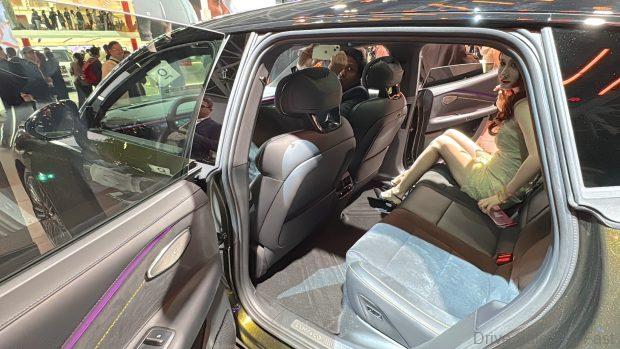 Lynk & Co 10