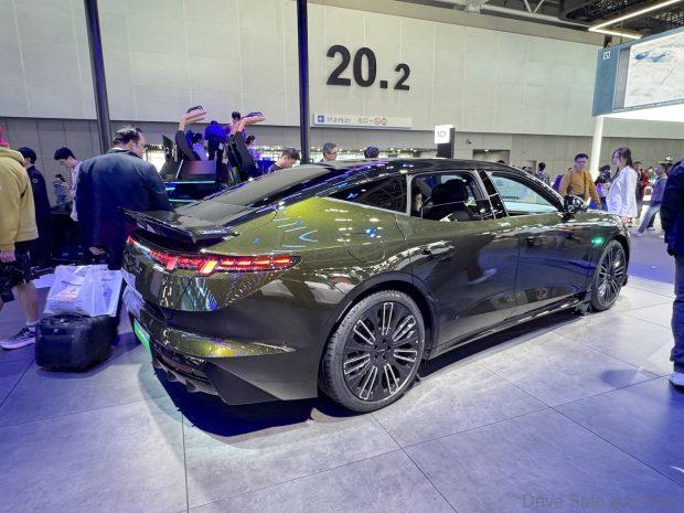 Lynk & Co 10
