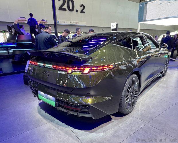 Lynk & Co 10