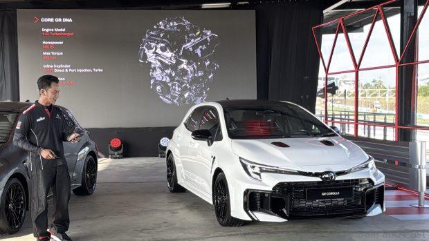 TOYOTA GR COROLLA