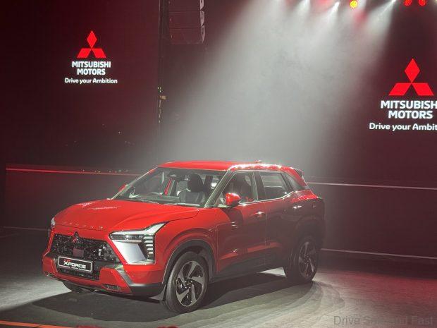 mitsubishi xforce in red