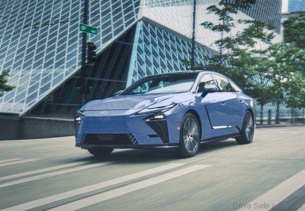 Lexus ES Electrified