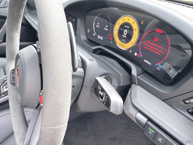 Porsche 911 Carrera 4 GTS