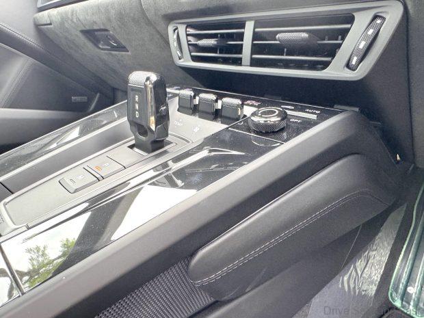 Porsche 911 Carrera 4 GTS