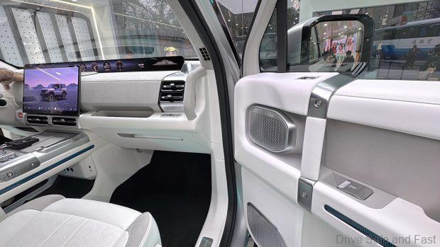 JETOUR G700