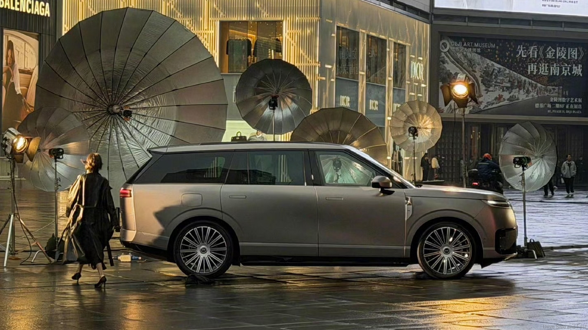 Xpeng GX Flagship Electric SUV With Nissan-Developed Seats