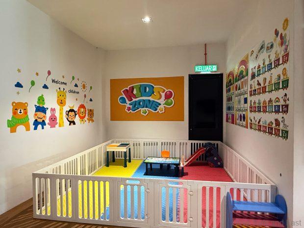 mitsubishi motors malaysia miri 4s centre play area