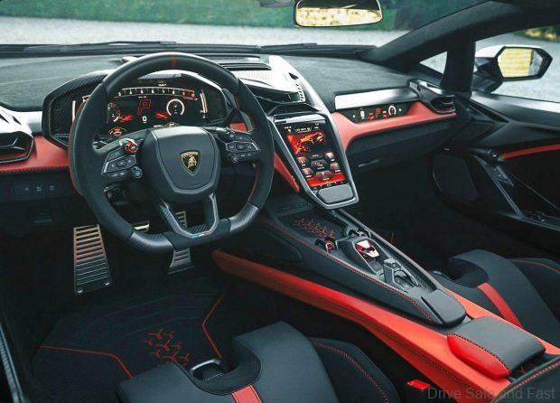 lamborghini fenomeno roadster cabin