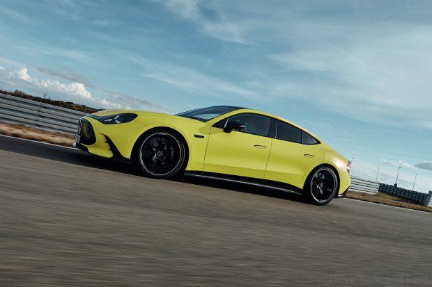Das neue Mercedes-AMG GT 63 4-Türer Coupé, 2026.Mercedes-AMG GT 63 4-Türer Coupé | Energieverbrauch kombiniert 21,0-17,9 kWh/100 km | CO2 Emissionen kombiniert 0 g/km | CO2-Klasse: AThe all-new Mercedes-AMG GT 63 4-Door Coupé, 2026.Mercedes‑AMG GT 63 4-Door Coupé | combined energy consumption 21.0-17.9 kWh/100 km | combined CO2 emissions 0 g/km | CO2 class: A
